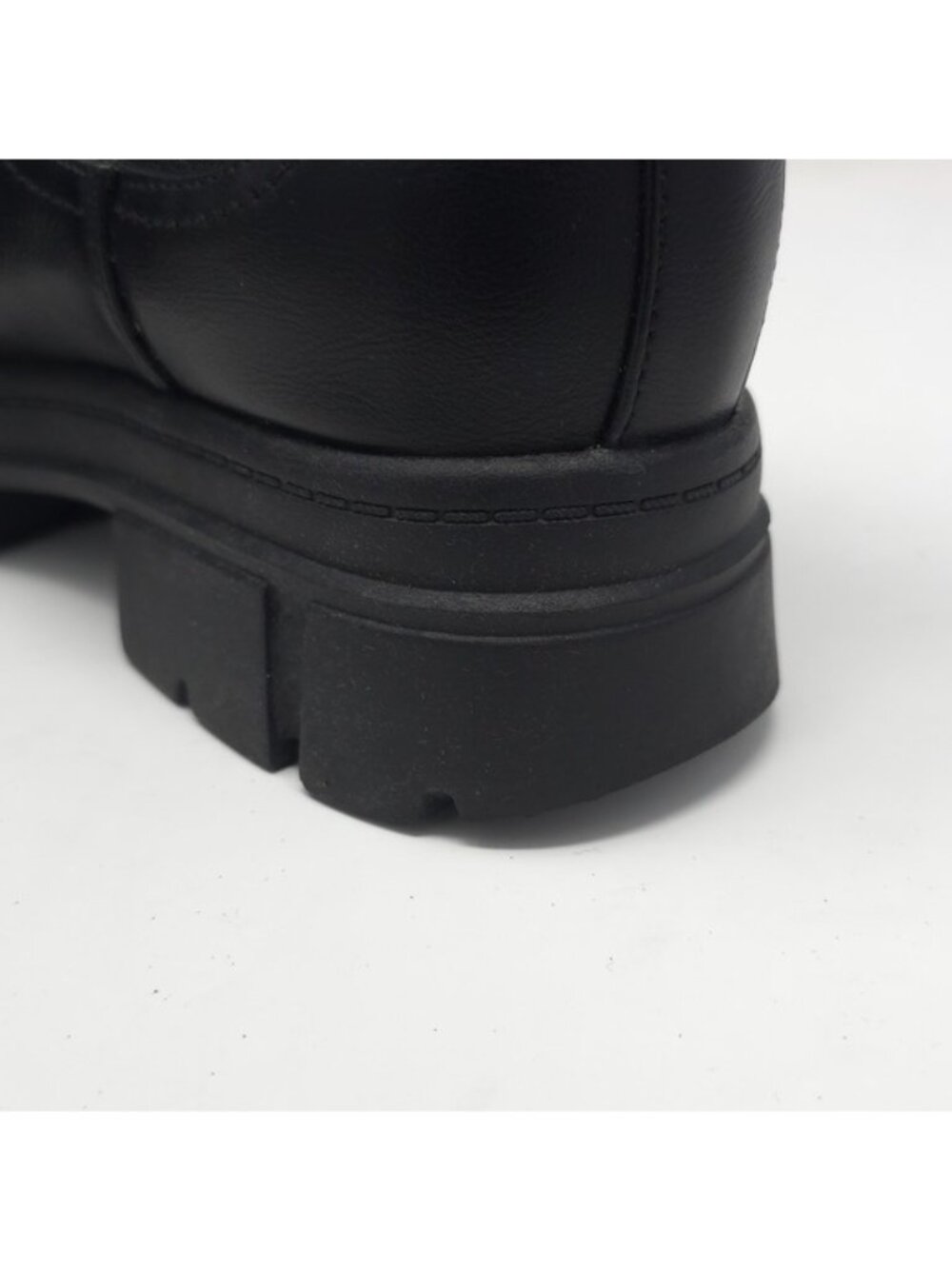 Nine West Black Chunky Lug Chelsea Booties 7M - Picture 6 of 8